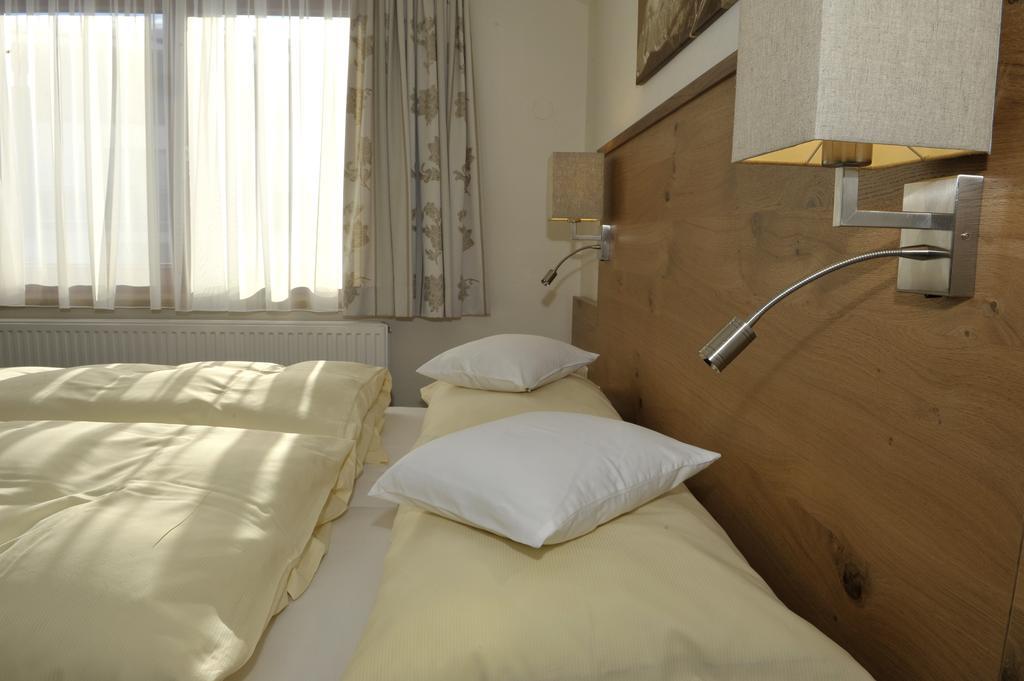 Edelweiss Apartments Schladming Room photo