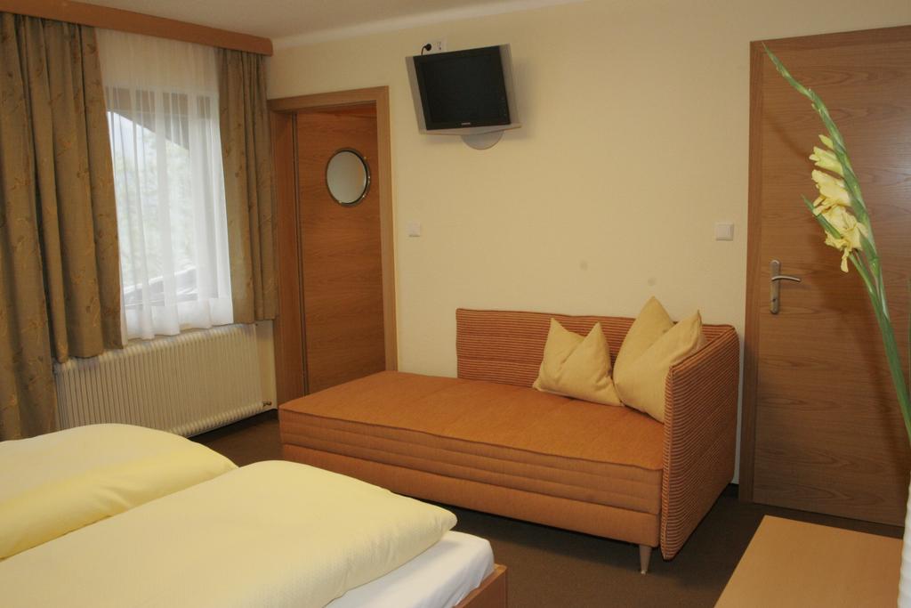 Edelweiss Apartments Schladming Room photo